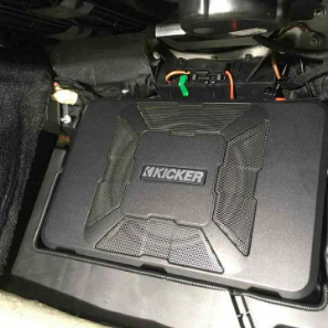 ベンツSL助手席足元